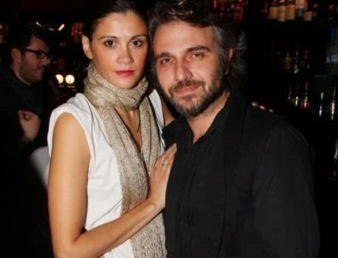 Α.Μ. Παπαχαραλάμπους για τη γνωριμία με τον άνδρα της: «Ο Φάνης δεν με διεκδίκησε καθόλου» (βίντεο)